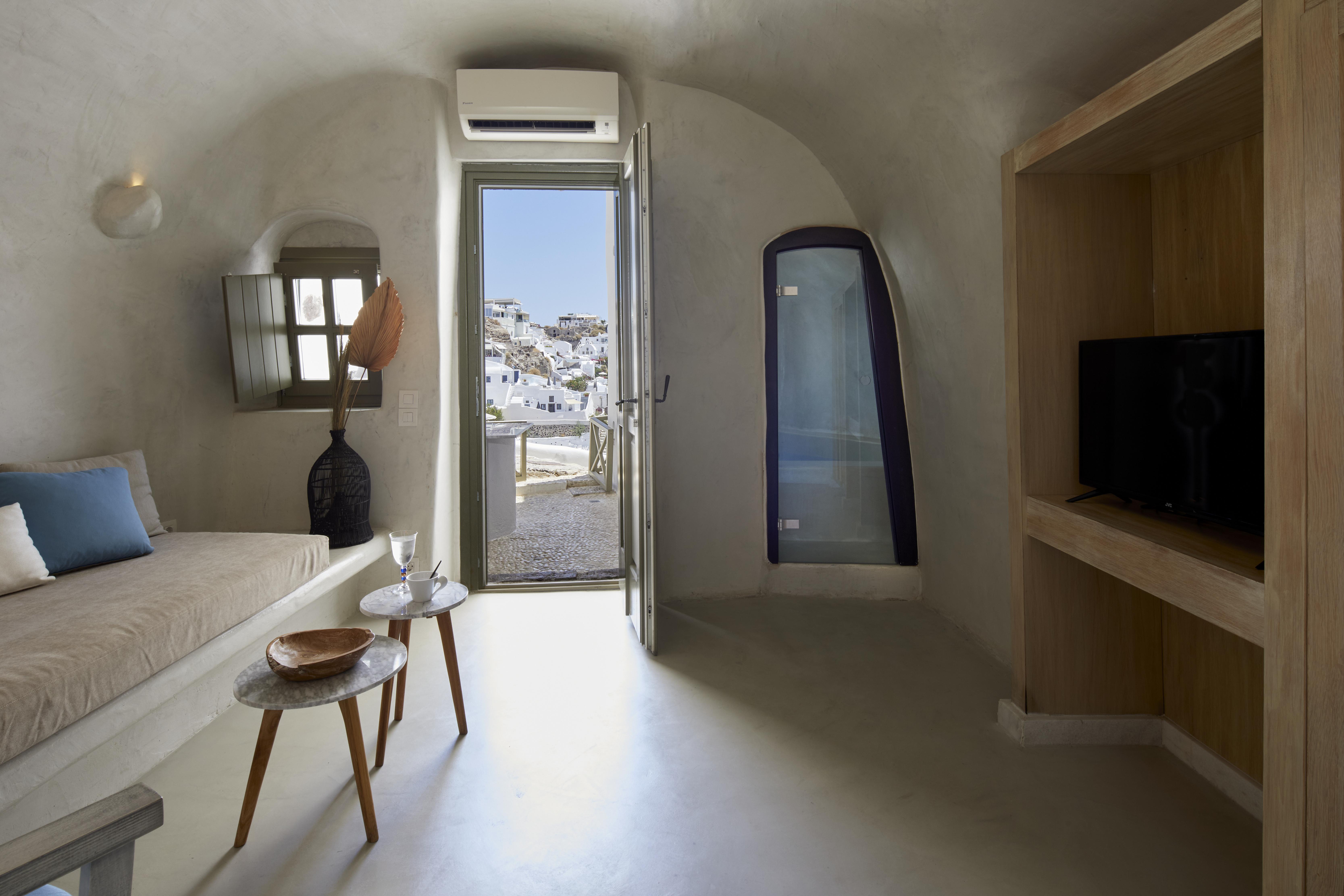 Rhenia'S Suites เอีย ภายนอก รูปภาพ